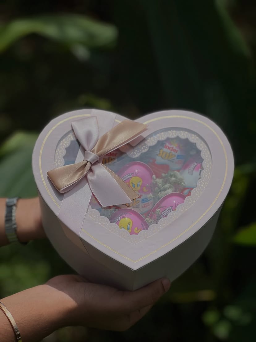 Kinder Joy Love Hamper - Image 1